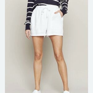 Thread and Supply Set Sail Shorts White Elastic Waist  Size Small